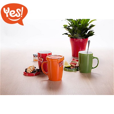 Tazza con coperchio e cucchiaio - mr