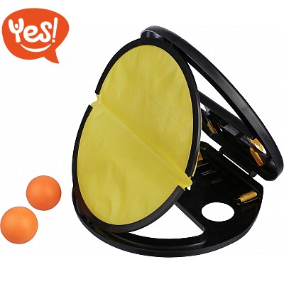 Gioco con racchette e palline