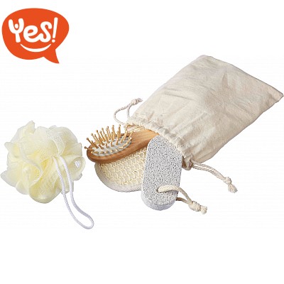 Set da bagno con spugne e spazzola per capelli