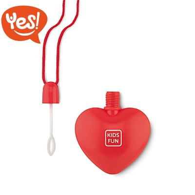 Bolle di sapone a cuore