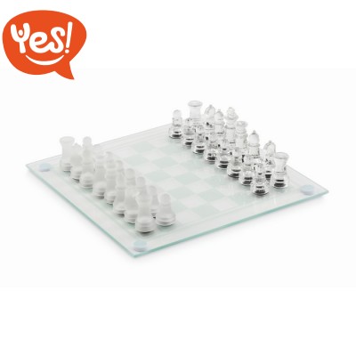 Gioco degli scacchi in vetro