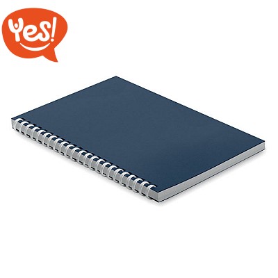 Quaderno ad anelli con pagine a righe